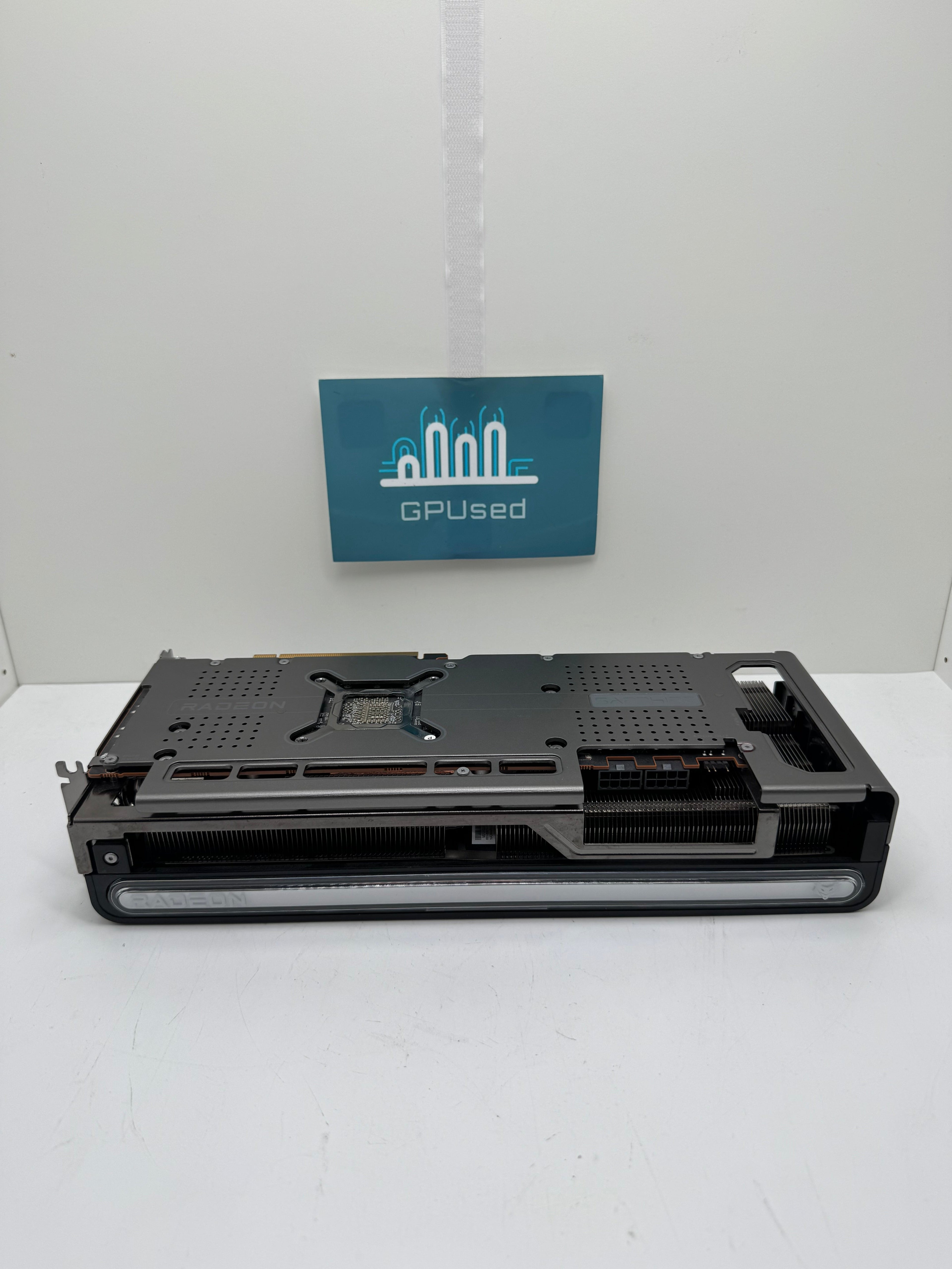 Sapphire AMD Radeon RX 7900 GRE Nitro+ 16GB GDDR6 - A - Premium Edition